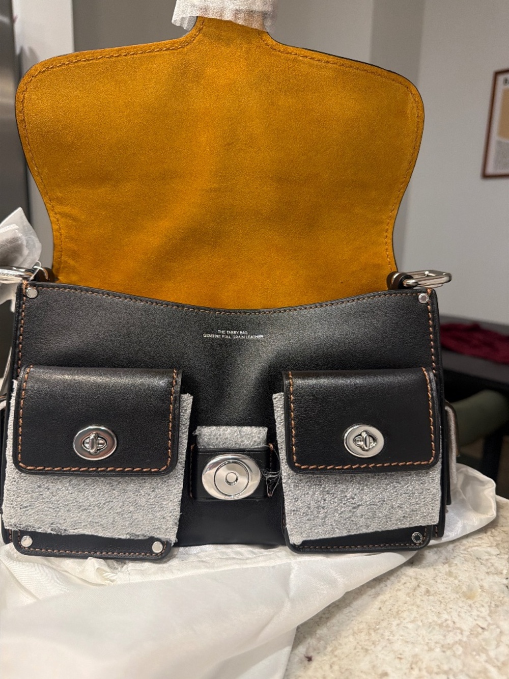 Coach CARGO TURNLOCK SOFT TABBY 26